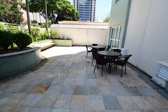 Área comum de apartamento para alugar com 2 quartos, 76m² em Cambuí, Campinas
