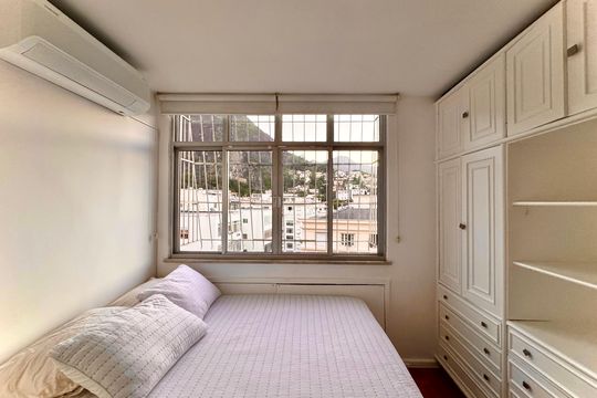 Apartamento para alugar com 3 quartos, 98m² em Laranjeiras, Rio de Janeiro