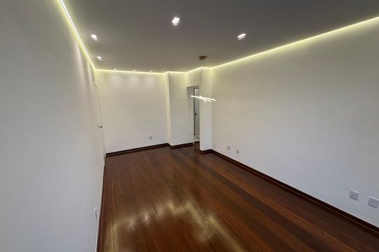 Sala de apartamento para alugar com 2 quartos, 74m² em Aparecida, Santos