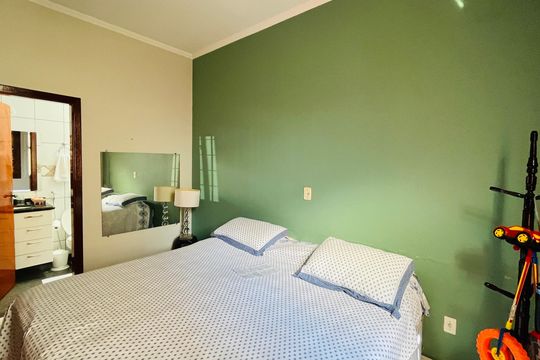 Casa para alugar com 2 quartos, 135m² em Bosque, Campinas