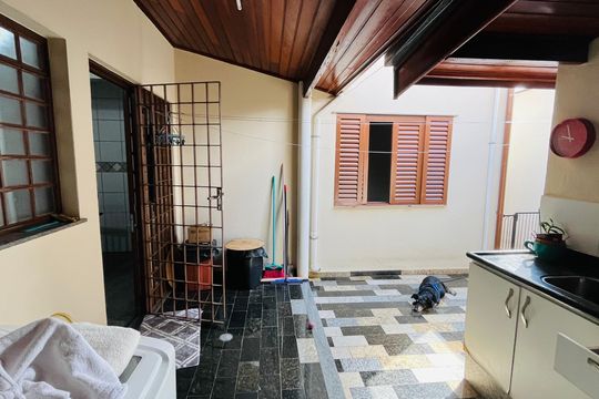 Casa para alugar com 2 quartos, 135m² em Bosque, Campinas
