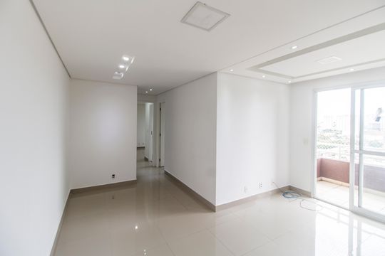 Apartamento para alugar com 2 quartos, 65m² em Jardim Maria Helena, Barueri