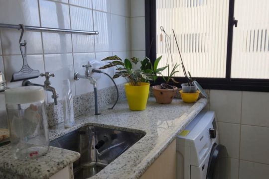 Cozinha de apartamento à venda com 2 quartos, 48m² em Jardim Celeste, São Paulo