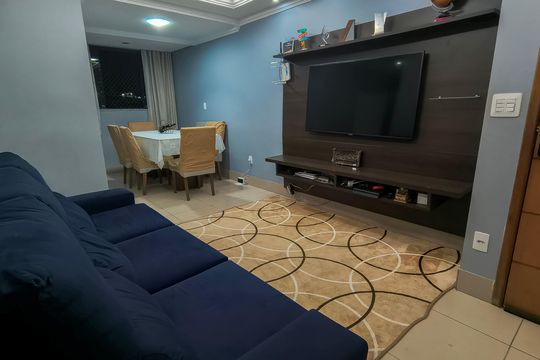 Apartamento à venda com 3 quartos, 70m² em Alto Caiçaras, Belo Horizonte