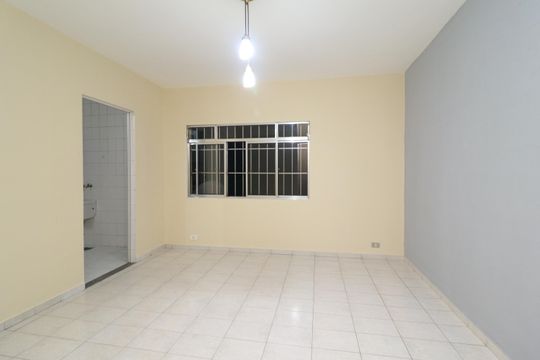Apartamento para alugar com 2 quartos, 52m² em Vila Rosaria, São Paulo