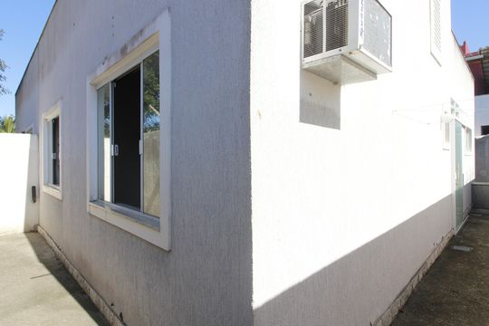 Área externa de casa para alugar com 2 quartos, 65m² em Guriri, Cabo Frio