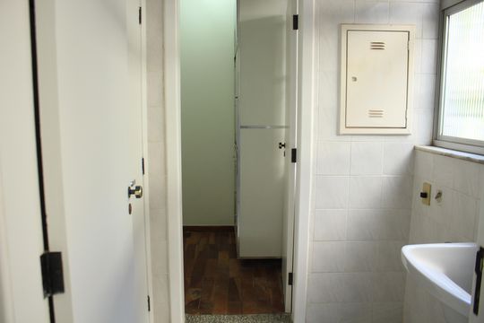 Área de Serviço de apartamento para alugar com 2 quartos, 85m² em Luxemburgo, Belo Horizonte