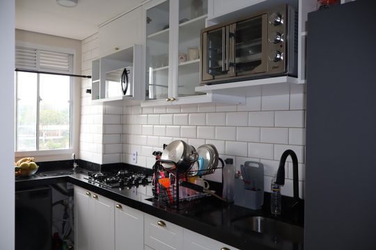 Cozinha e Área de Serviço de apartamento à venda com 2 quartos, 40m² em Jardim Egle, São Paulo