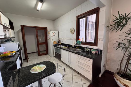 Cozinha de apartamento à venda com 3 quartos, 190m² em Rio Branco, Novo Hamburgo
