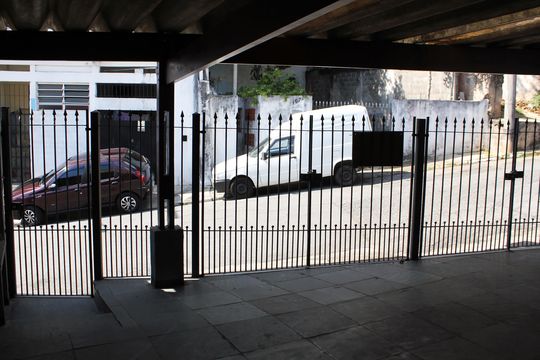 Garagem de casa à venda com 2 quartos, 152m² em Jardim das Esmeraldas, São Paulo