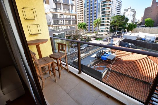 Sala - Sacada de apartamento para alugar com 1 quarto, 57m² em Cambuí, Campinas