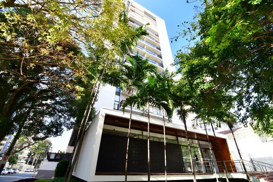 Fachada do Prédio de apartamento para alugar com 1 quarto, 57m² em Cambuí, Campinas