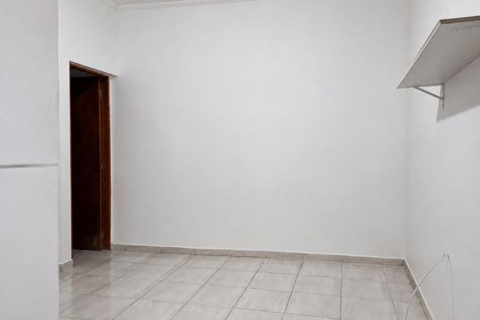 Sala de casa para alugar com 1 quarto, 40m² em Vila Portuguesa, São Paulo