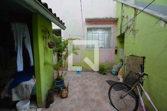 Casa à venda com 3 quartos, 163m² em Cidade dos Bandeirantes, São Paulo