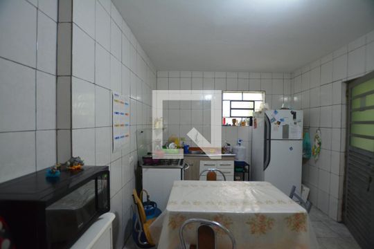 Casa à venda com 3 quartos, 163m² em Cidade dos Bandeirantes, São Paulo