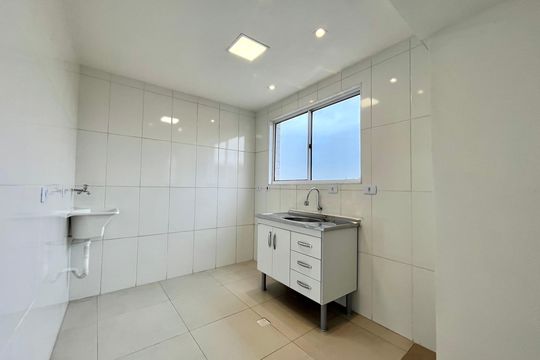 Cozinha de apartamento para alugar com 2 quartos, 50m² em Vila Fachini, São Paulo