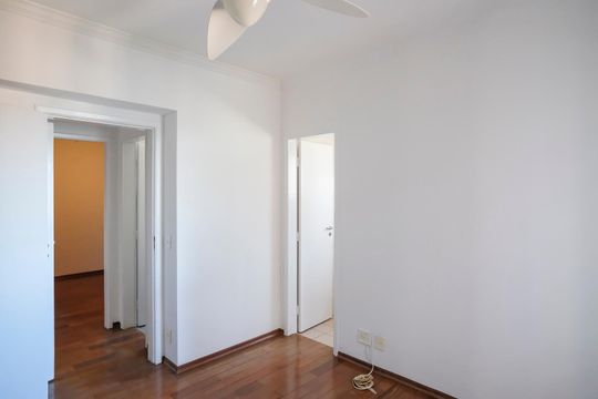 Suíte  de apartamento à venda com 3 quartos, 98m² em Santo Antônio, São Caetano do Sul