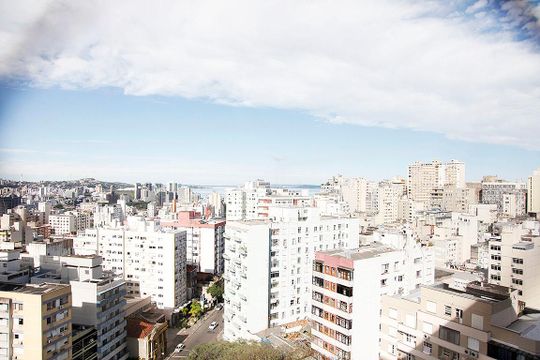 Quarto 1 Suíte Vista de apartamento para alugar com 3 quartos, 90m² em Centro Histórico, Porto Alegre