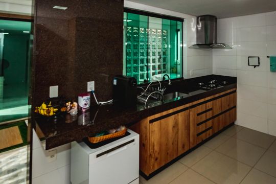 Cozinha de casa à venda com 3 quartos, 245m² em Jardim Atlântico, Belo Horizonte