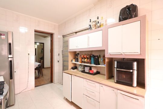 Cozinha  de apartamento à venda com 3 quartos, 103m² em Luz, São Paulo