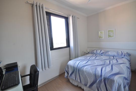 Quarto 1 de apartamento à venda com 2 quartos, 62m² em Vila Constança, São Paulo