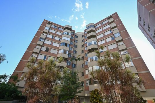 Fachada de apartamento à venda com 3 quartos, 88m² em Vila Progredior, São Paulo