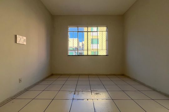 Quarto de casa para alugar com 8 quartos, 150m² em Alto Barroca, Belo Horizonte