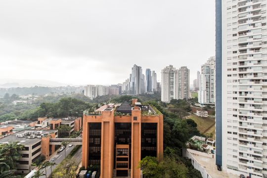 Vista da Varanda de apartamento à venda com 1 quarto, 63m² em Green Valley, Barueri