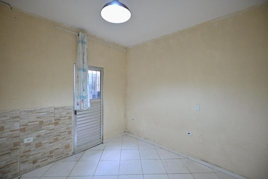 Sala/Quarto de casa para alugar com 1 quarto, 60m² em Jardim Vale das Virtudes, São Paulo