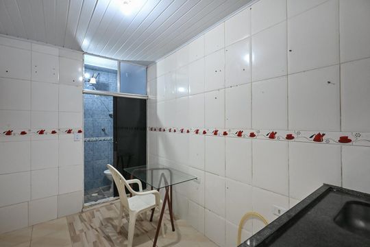 Cozinha de casa para alugar com 1 quarto, 60m² em Jardim Vale das Virtudes, São Paulo