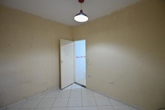 Sala/Quarto de casa para alugar com 1 quarto, 60m² em Jardim Vale das Virtudes, São Paulo