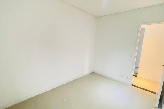 Quarto de apartamento para alugar com 2 quartos, 45m² em Jardim Central, Cotia