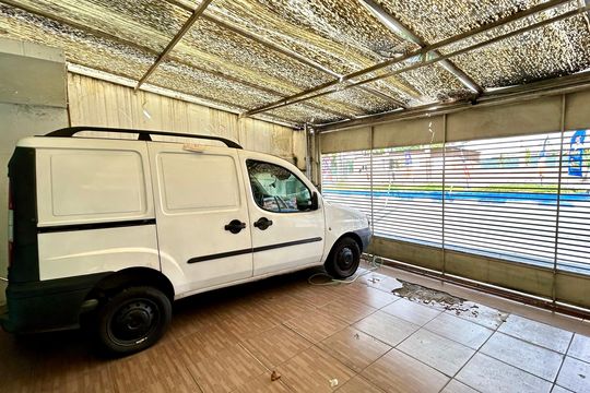 Garagem de casa para alugar com 2 quartos, 141m² em Jardim Santa Francisca, Guarulhos