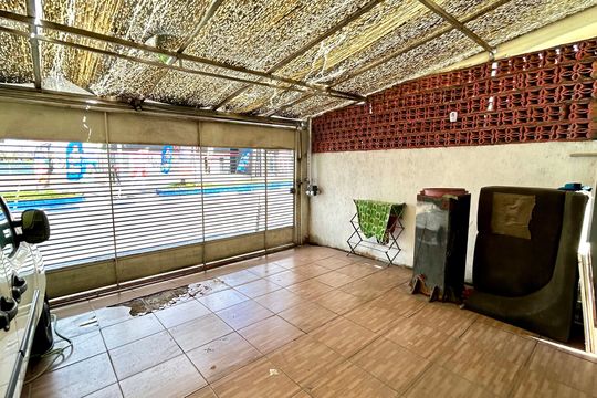 Garagem de casa para alugar com 2 quartos, 141m² em Jardim Santa Francisca, Guarulhos