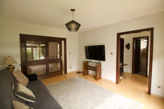 Sala 1 de casa para alugar com 5 quartos, 270m² em Juvevê, Curitiba