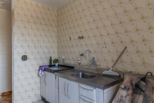 Cozinha  de apartamento à venda com 2 quartos, 70m² em Vila Regina, São Paulo