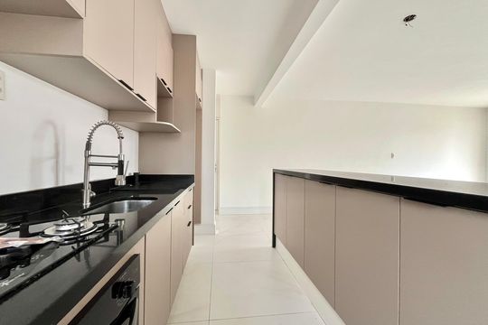 Cozinha de apartamento à venda com 2 quartos, 76m² em Jabaquara, São Paulo