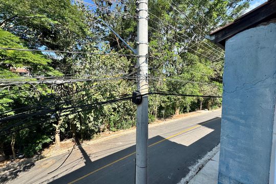 Vista da Rua de casa para alugar com 2 quartos, 80m² em Parque Isaac Pires, Cotia