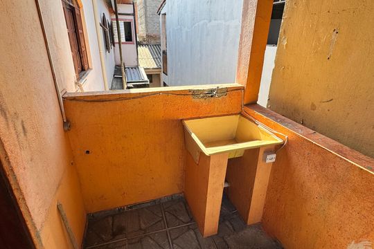 Área de Serviço de casa para alugar com 2 quartos, 80m² em Parque Isaac Pires, Cotia