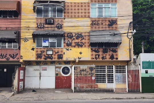 Fachada de apartamento para alugar com 1 quarto, 54m² em Santa Catarina, São Gonçalo