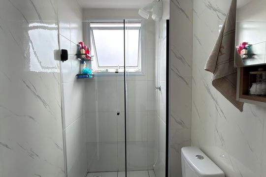 Banheiro Social de apartamento à venda com 2 quartos, 42m² em Bairro dos Casa, São Bernardo do Campo