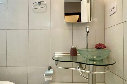Banheiro de apartamento para alugar com 2 quartos, 75m² em Paraíso, São Paulo