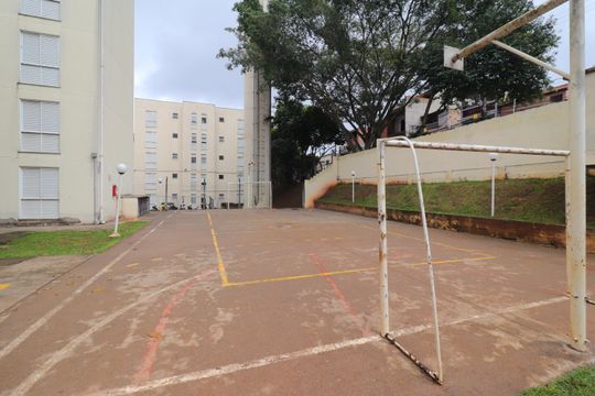 Quadra Esportiva de apartamento à venda com 2 quartos, 45m² em Conjunto Residencial José Bonifácio, São Paulo