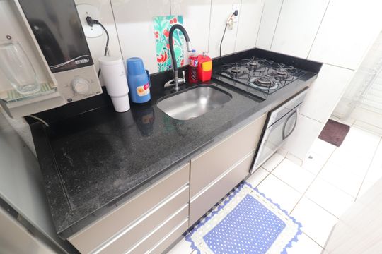 Cozinha de apartamento à venda com 2 quartos, 45m² em Conjunto Residencial José Bonifácio, São Paulo