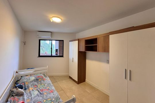 Suíte de apartamento para alugar com 3 quartos, 132m² em Recreio dos Bandeirantes, Rio de Janeiro