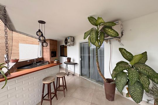 Varanda de apartamento para alugar com 3 quartos, 132m² em Recreio dos Bandeirantes, Rio de Janeiro