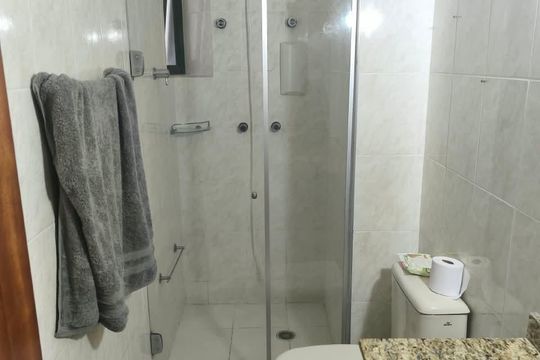 Banheiro 1 de apartamento à venda com 3 quartos, 94m² em Santana, São Paulo
