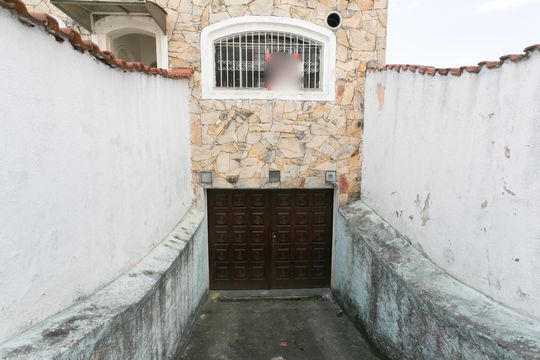 Garagem  de casa para alugar com 4 quartos, 119m² em Vila Taquari, São Paulo
