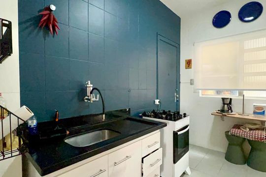 Cozinha de apartamento para alugar com 1 quarto, 65m² em Cerqueira César, São Paulo