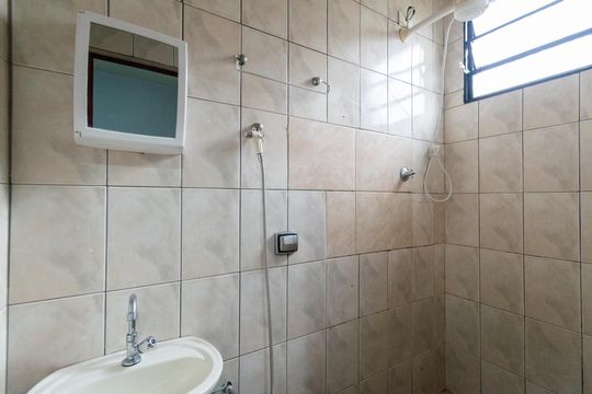 Banheiro de kitnet/studio para alugar com 1 quarto, 20m² em Jabaquara, São Paulo